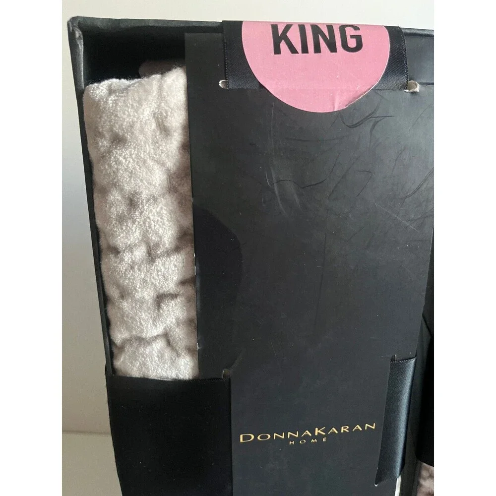 Donna Karan King Quilted Pillow Shams Platinum Gray Velvet Hand Stitch Set of 2